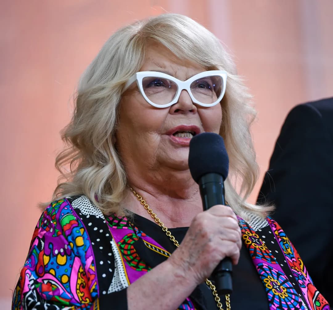 Ile lat ma Nina Terentiew? Zaskakujący wiek znanej prezenterki!