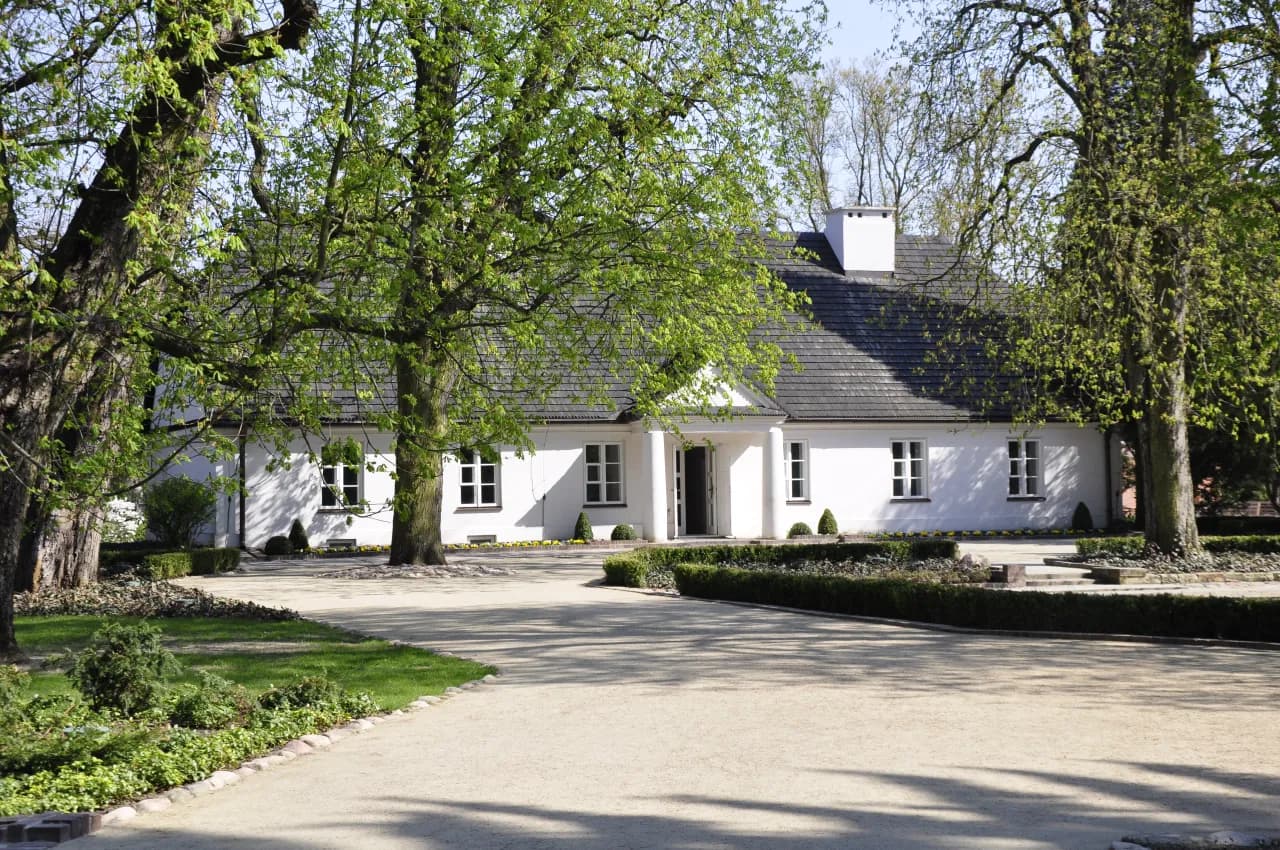 Kiedy i gdzie urodził się Fryderyk Chopin? Fascynujące fakty o jego narodzinach