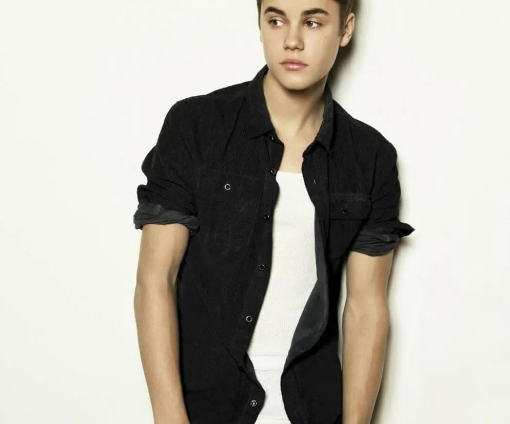 Ile lat ma Justin Bieber? Sprawdź jego aktualny wiek i ciekawostki!